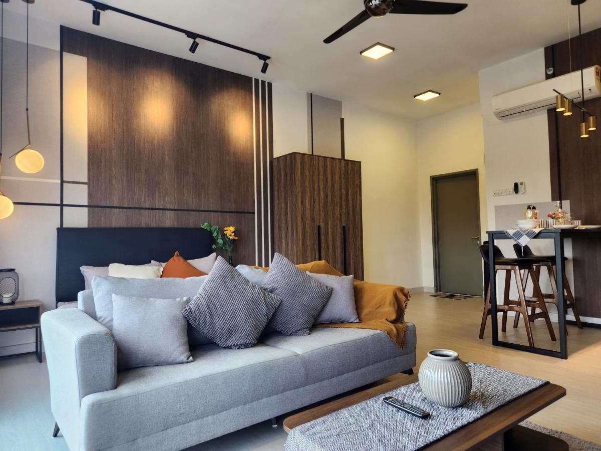 Taman Equine Comfy Studio#Greenery View#4 Pax#Aeon Mall Seri Kembangan Luaran gambar