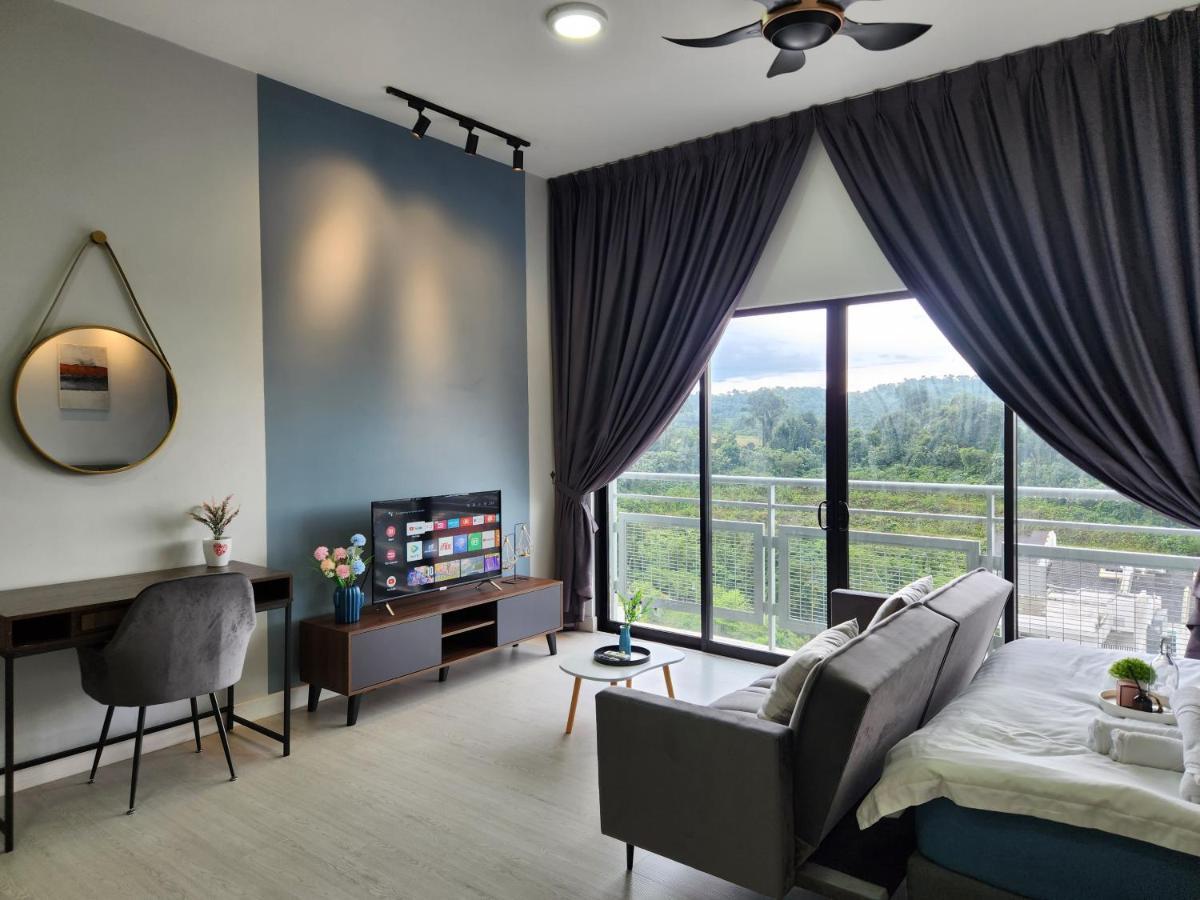 Taman Equine Comfy Studio#Greenery View#4 Pax#Aeon Mall Seri Kembangan Luaran gambar