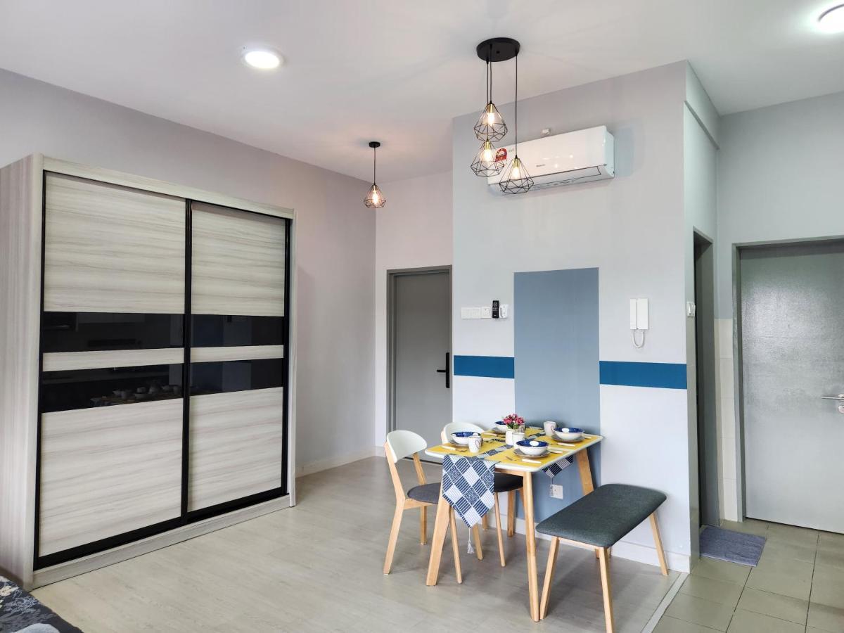 Taman Equine Comfy Studio#Greenery View#4 Pax#Aeon Mall Seri Kembangan Luaran gambar