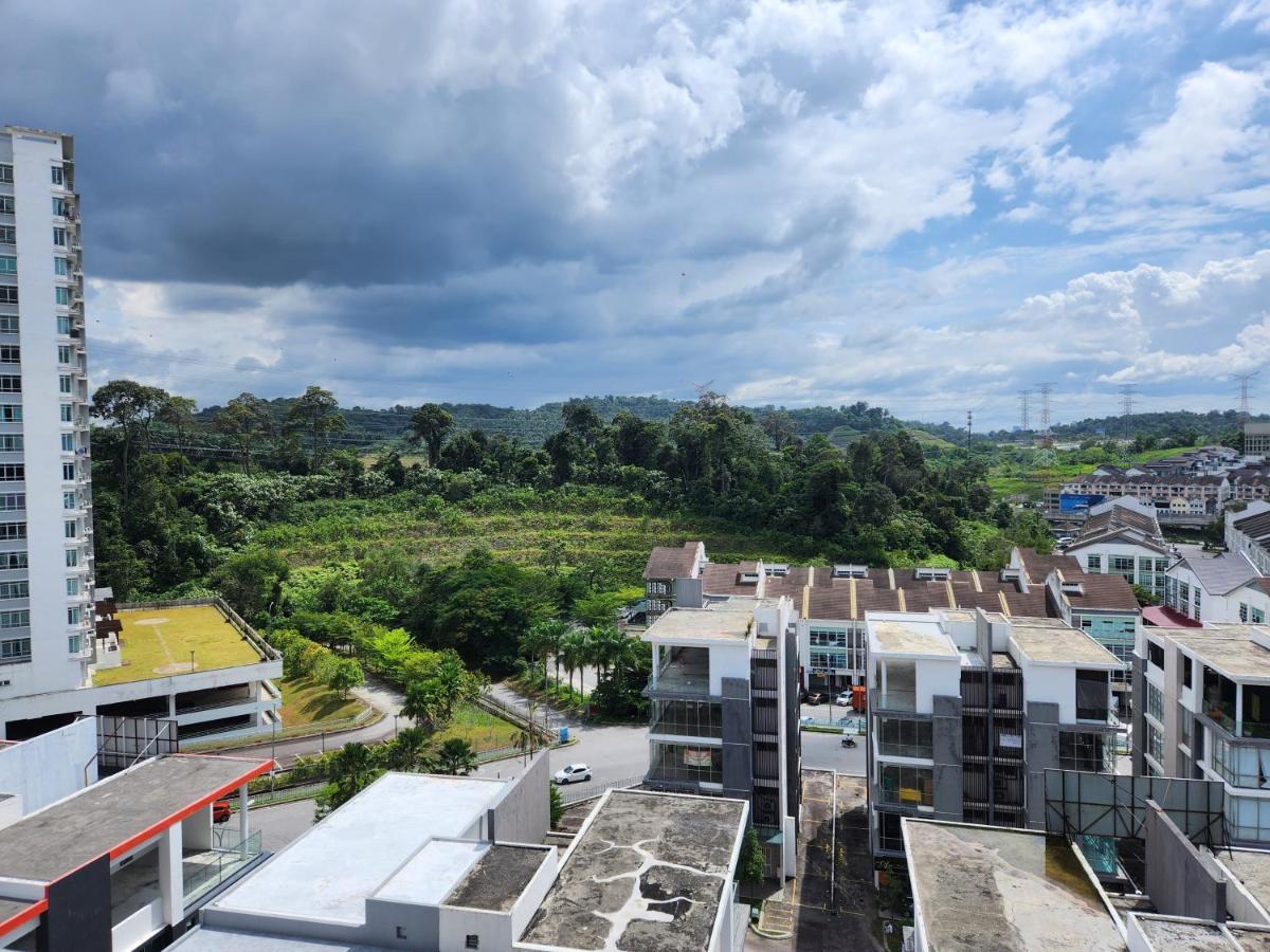 Taman Equine Comfy Studio#Greenery View#4 Pax#Aeon Mall Seri Kembangan Luaran gambar