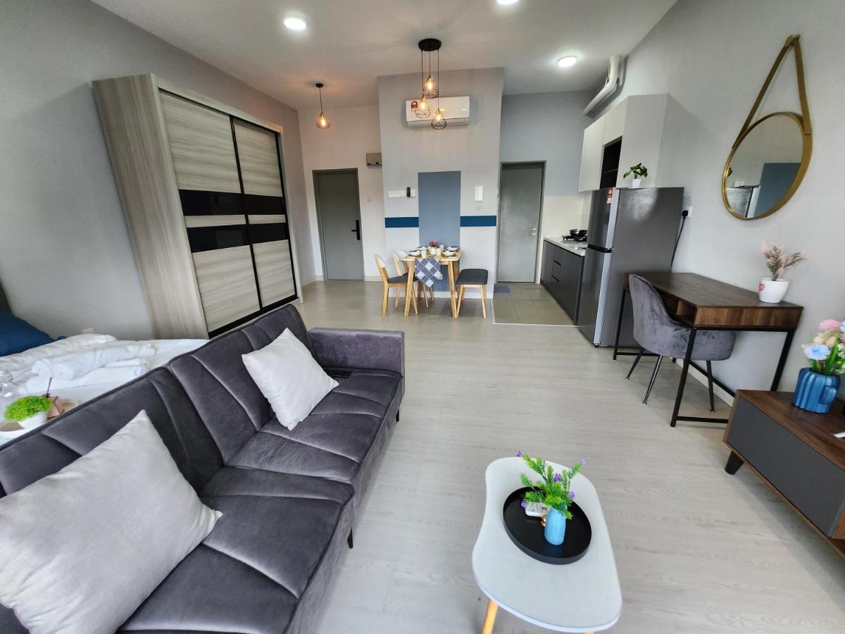 Taman Equine Comfy Studio#Greenery View#4 Pax#Aeon Mall Seri Kembangan Luaran gambar