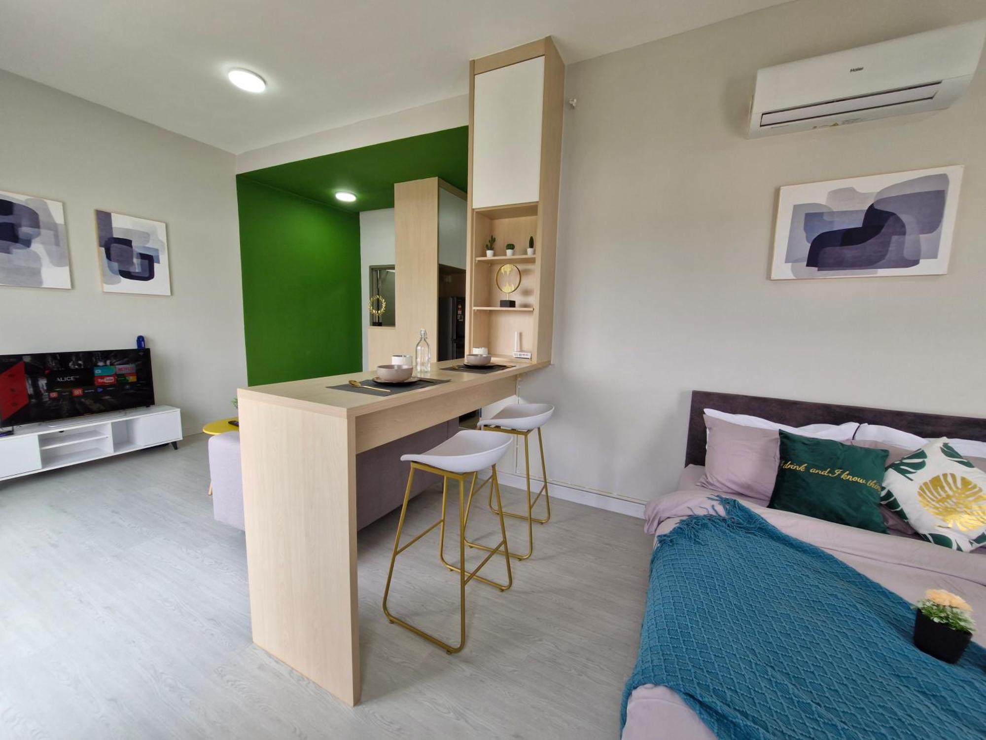 Taman Equine Comfy Studio#Greenery View#4 Pax#Aeon Mall Seri Kembangan Luaran gambar