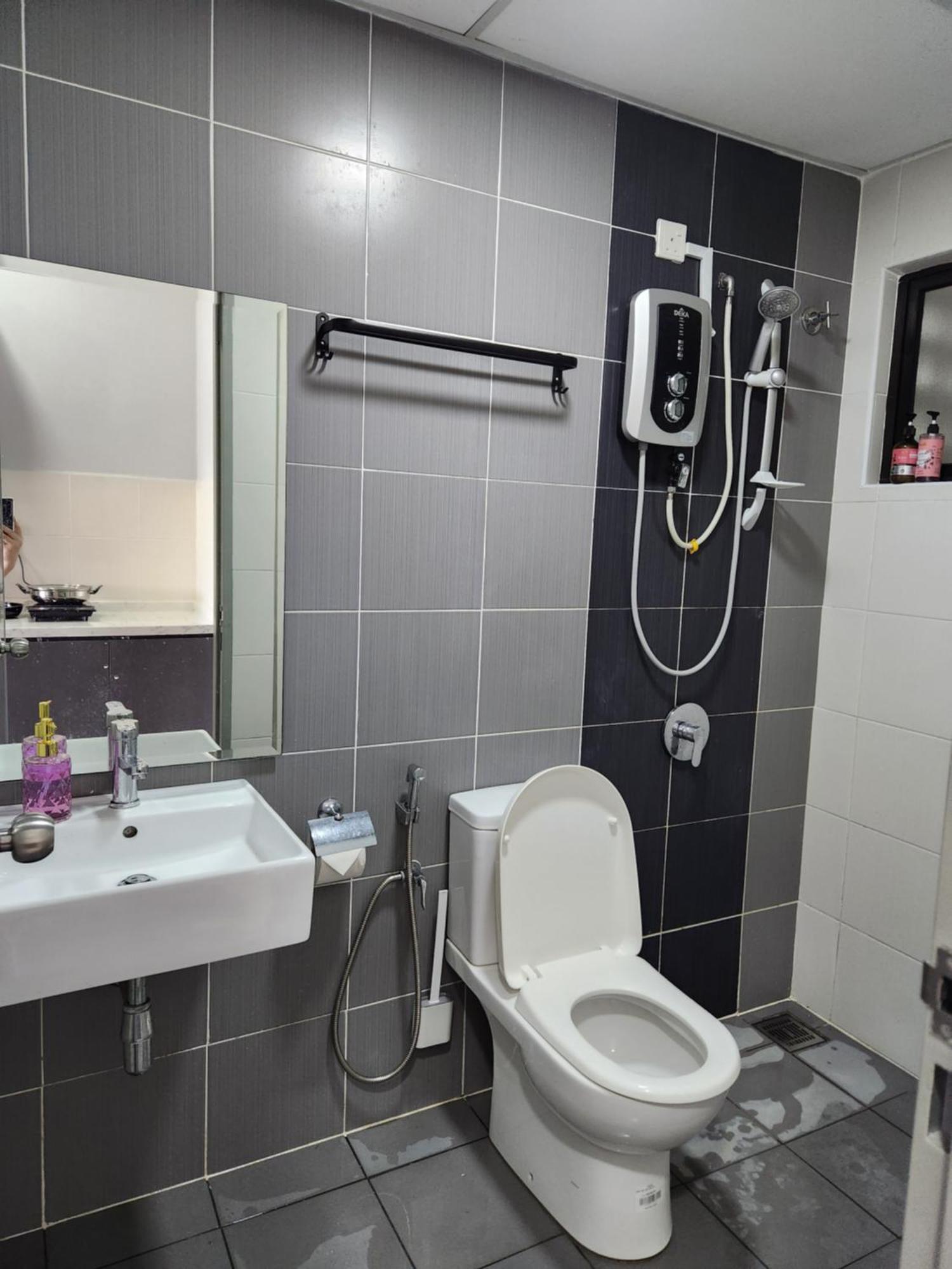 Taman Equine Comfy Studio#Greenery View#4 Pax#Aeon Mall Seri Kembangan Bilik gambar
