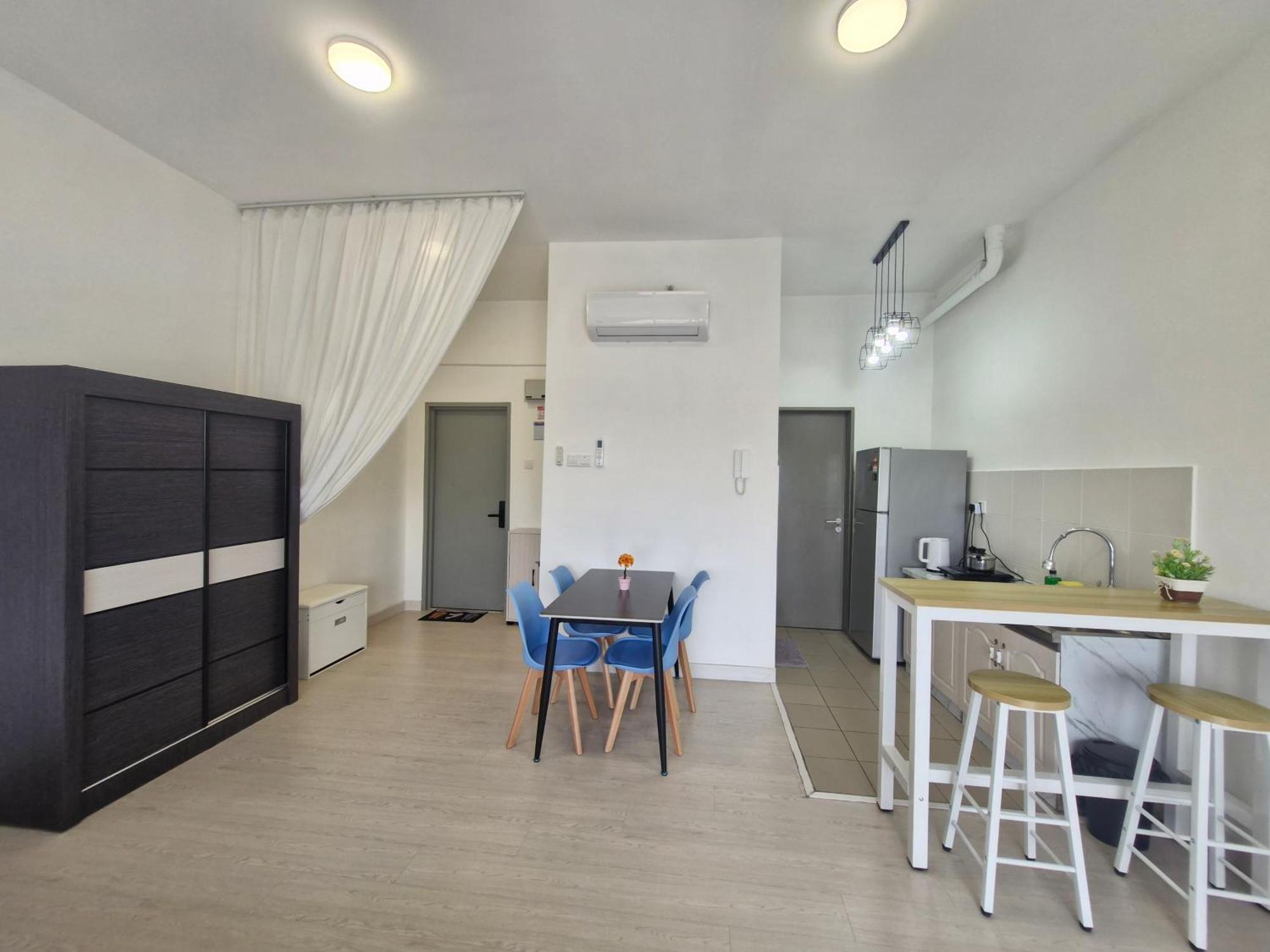 Taman Equine Comfy Studio#Greenery View#4 Pax#Aeon Mall Seri Kembangan Luaran gambar